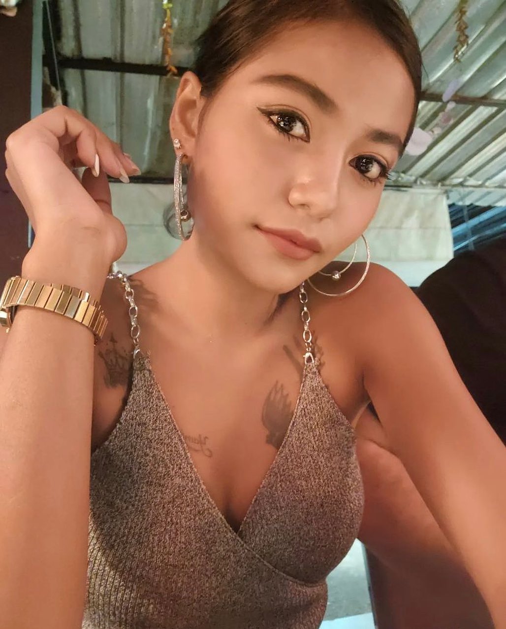 Thailand meisje te koop