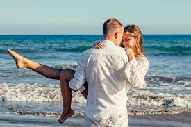Safe Dating Tips: Avoiding Romance Scammers