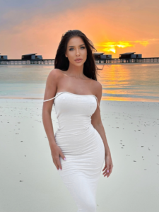 GoldenBride image 1