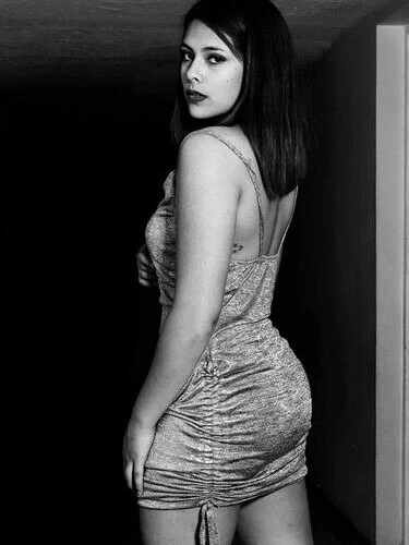 Karina, 23