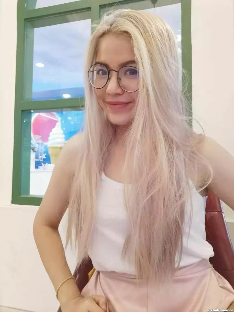 Vandy, 32