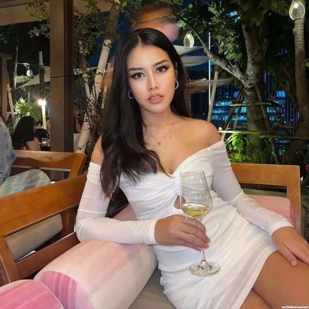 Chada, 22