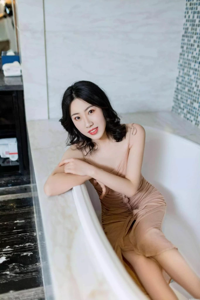 Haiyin Profile image 6