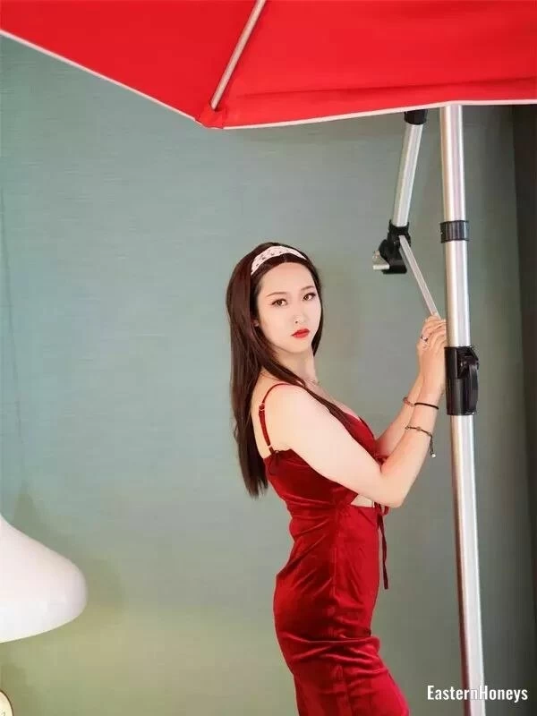 Zhenying Profile image 1