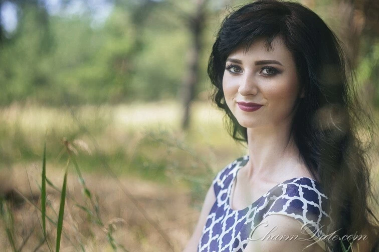 Marina, 24
