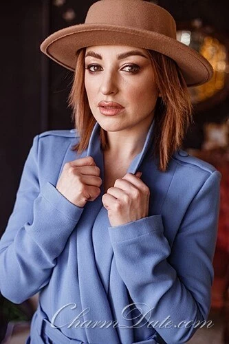 Svetlana, 32