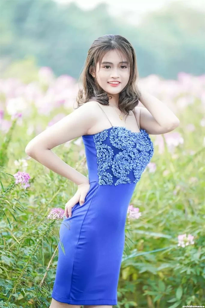 Bella Profile image 3