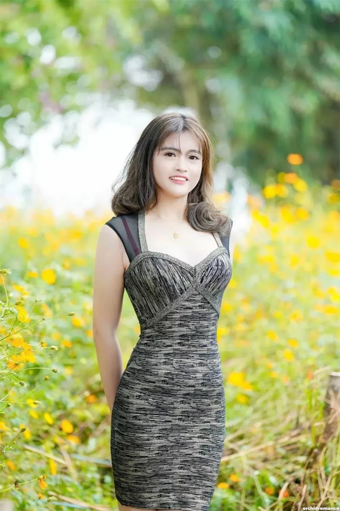 Bella Profile image 1