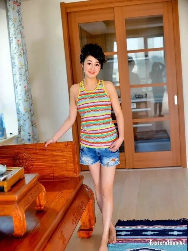 Yuan Yuan Profile image 4