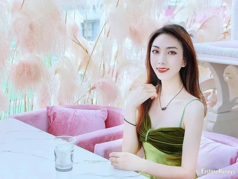 Xi Zhang Profile image 2