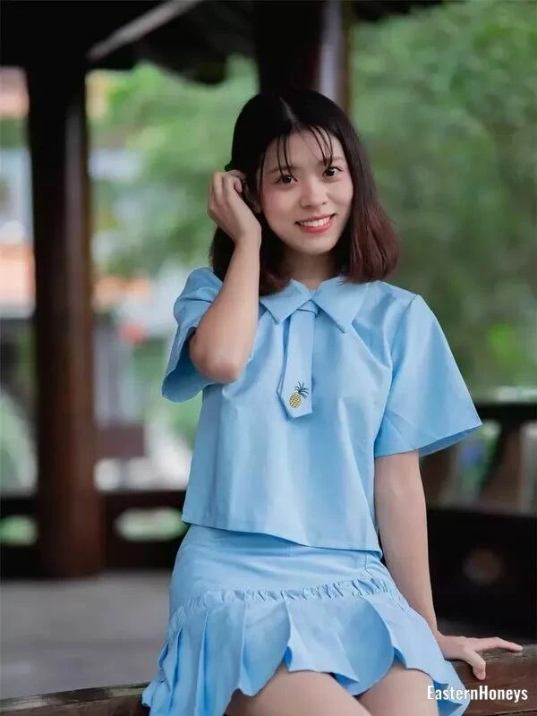 Danni Profile image 4