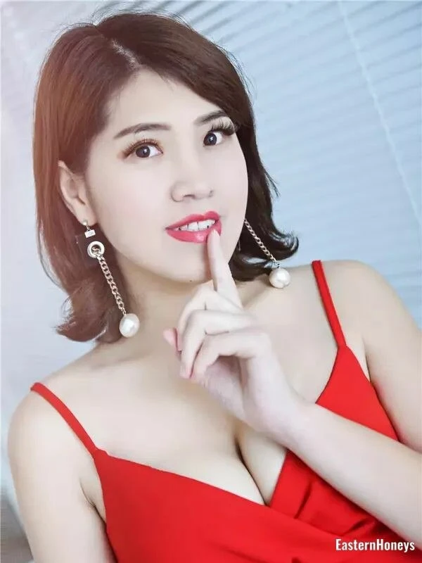 Li Profile image 1