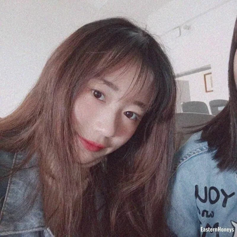 Yue Profile image 2