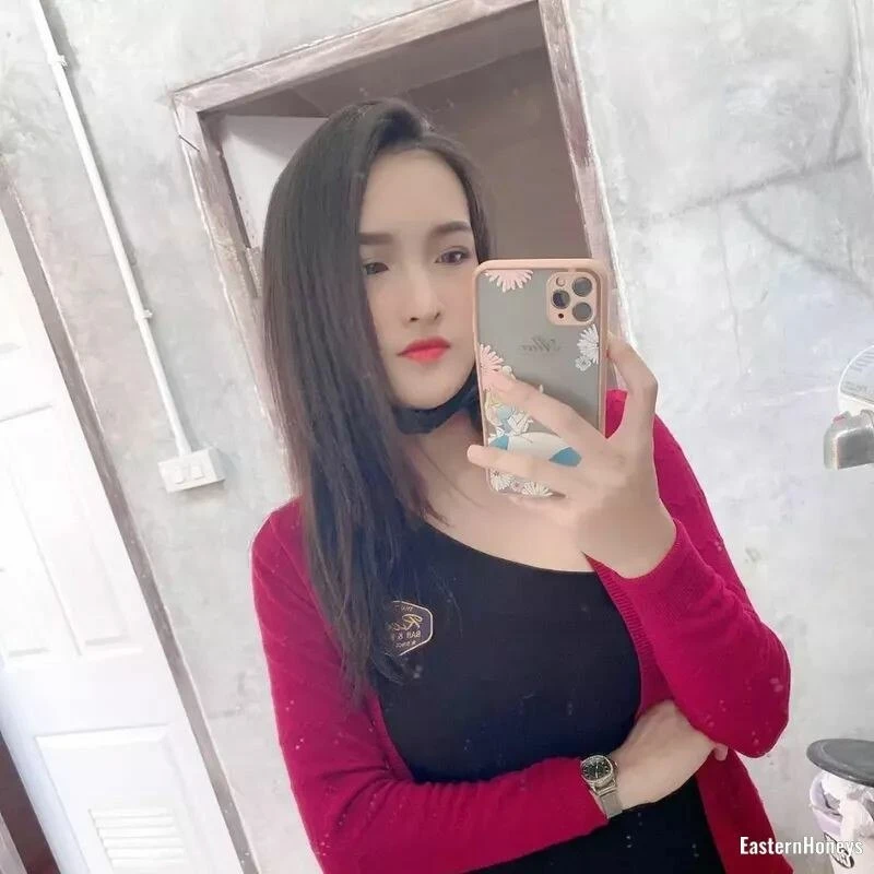Paige Profile image 4