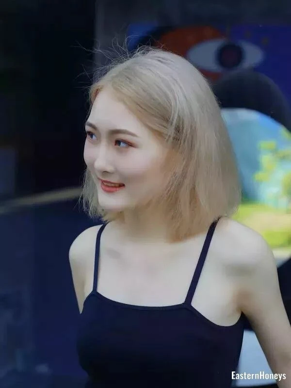 Juhong Profile image 2