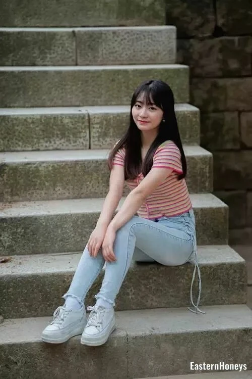 Meiyin Profile image 2