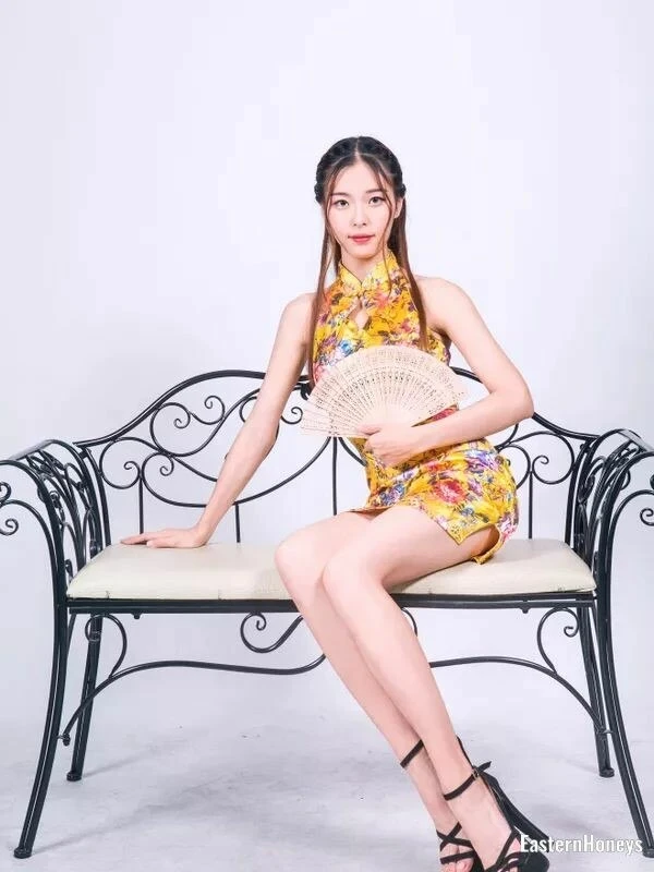 Ji Profile image 1