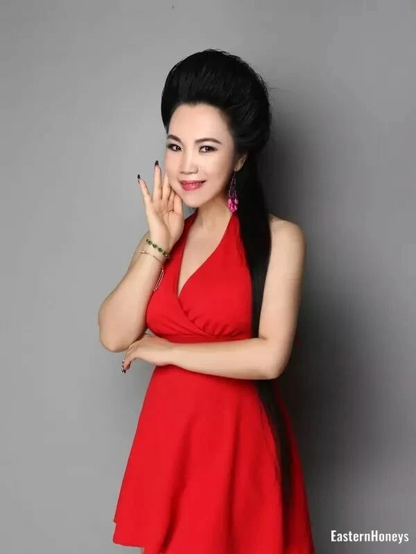 Yilei Profile image 2