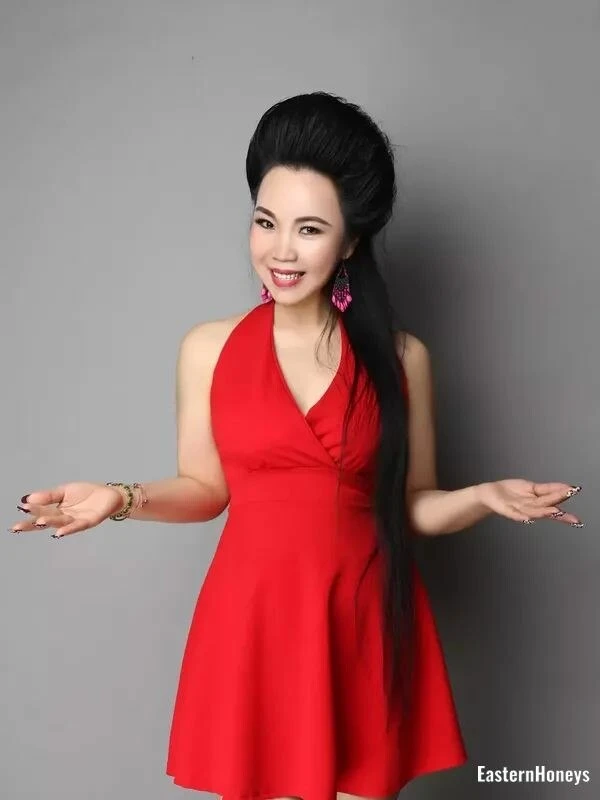 Yilei Profile image 3