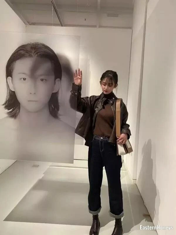 Juping Yan Profile image 1