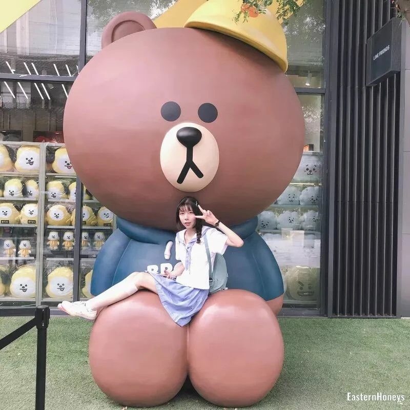 Lisa Profile image 3