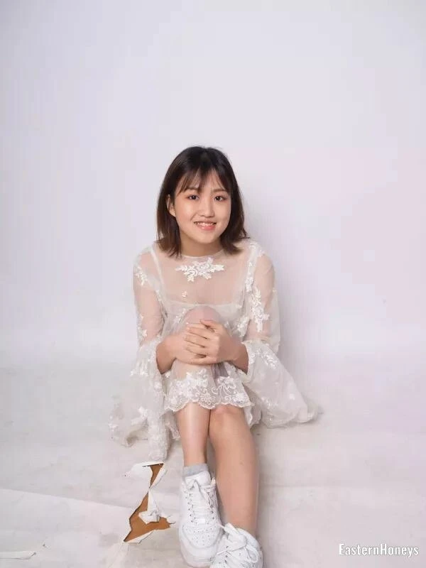 Xi Ya Xiong Profile image 1