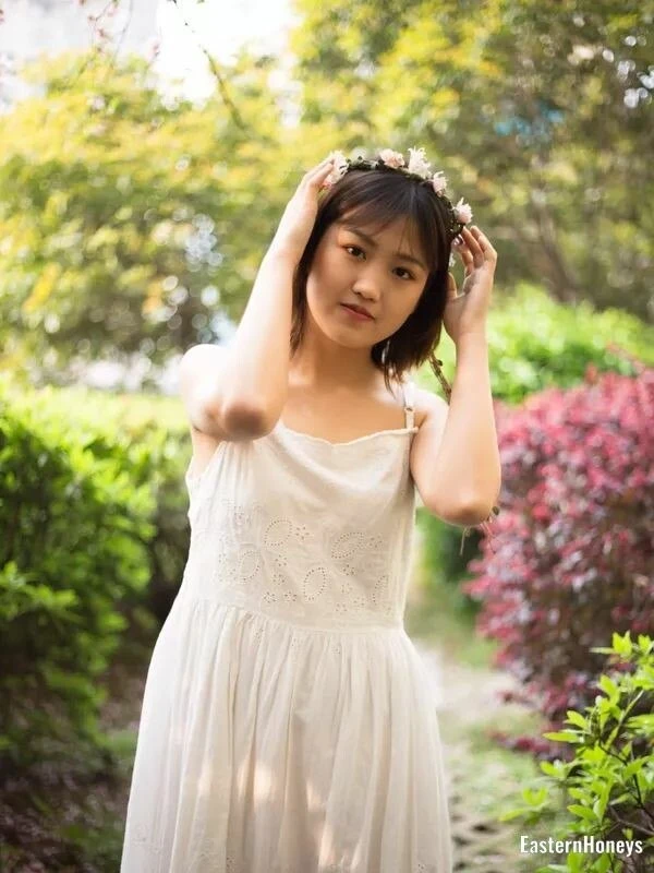 Xi Ya Xiong Profile image 5