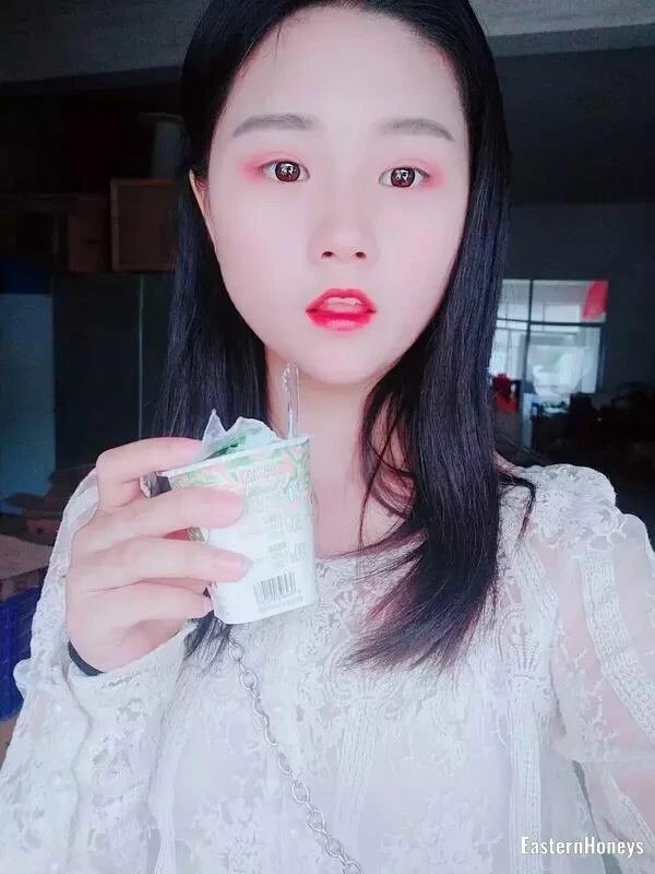 Qinqin Profile image 2