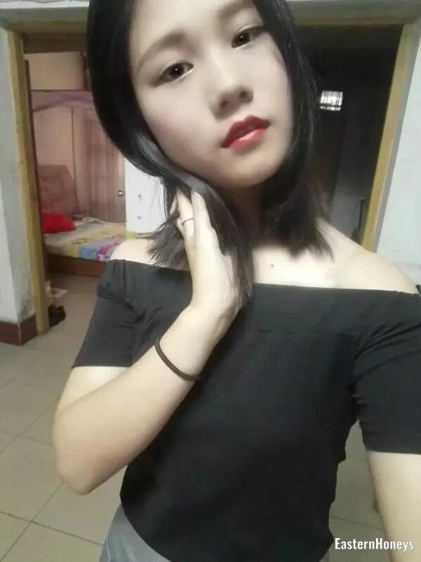 Qinqin Profile image 4