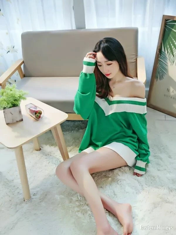 Yijia Profile image 3