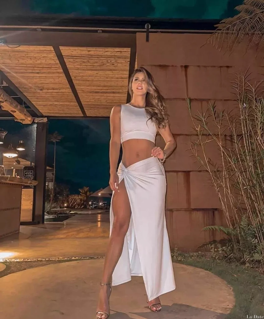 Lais Profile image 5