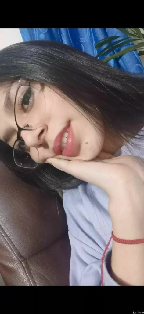 Xiomara, 23