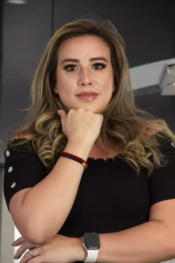 Stefania, 36