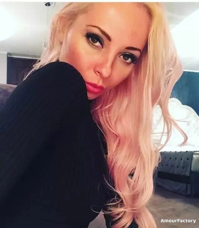 Irina, 37